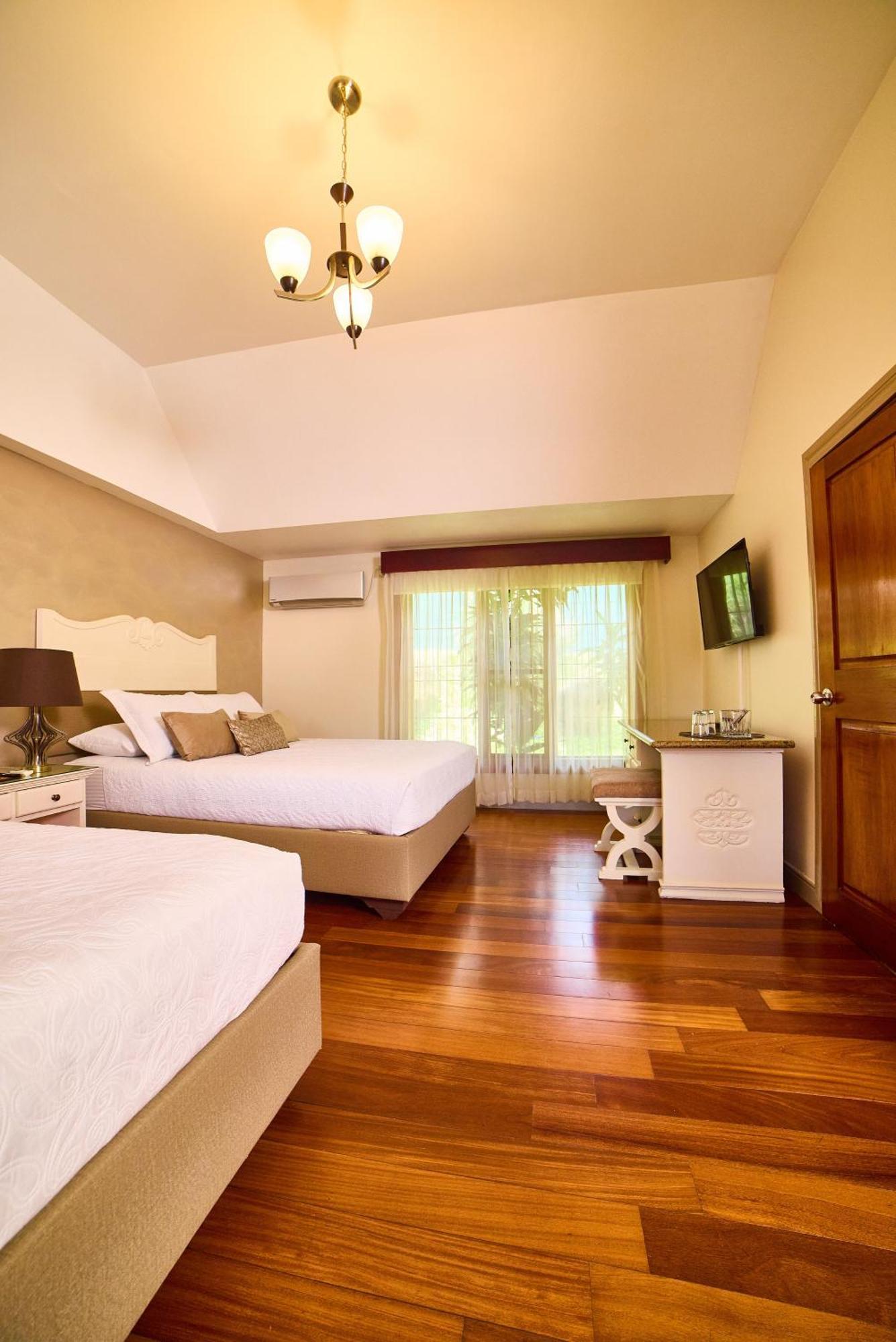 El Rodeo Estancia Boutique Hotel & Steakhouse San Jose  Exterior photo